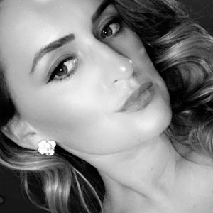 Meet your Posher, Rovena